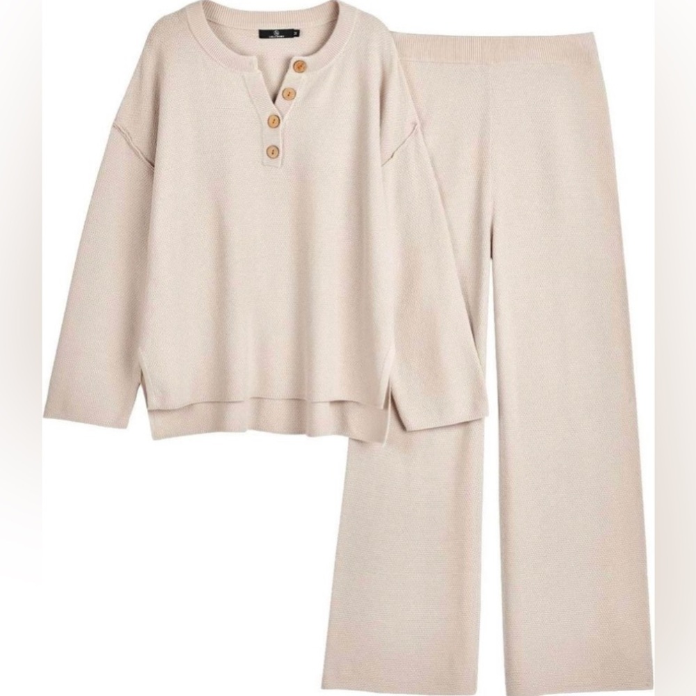NEW 2 piece lounge set beige size S